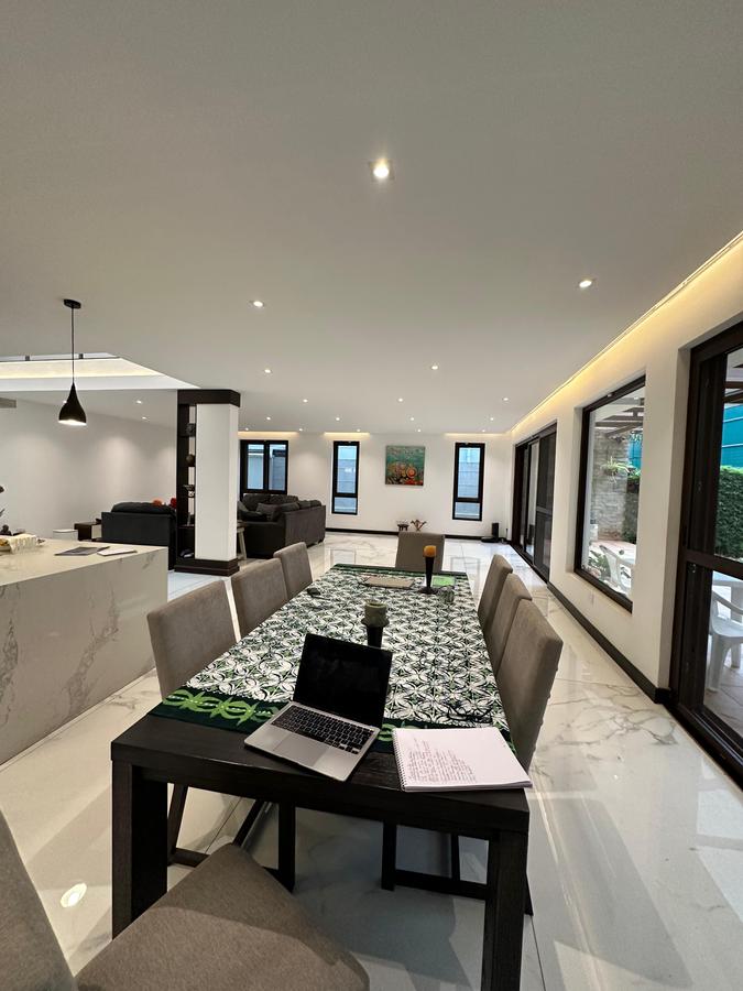 5 Bed Townhouse with En Suite in Westlands Area - 6