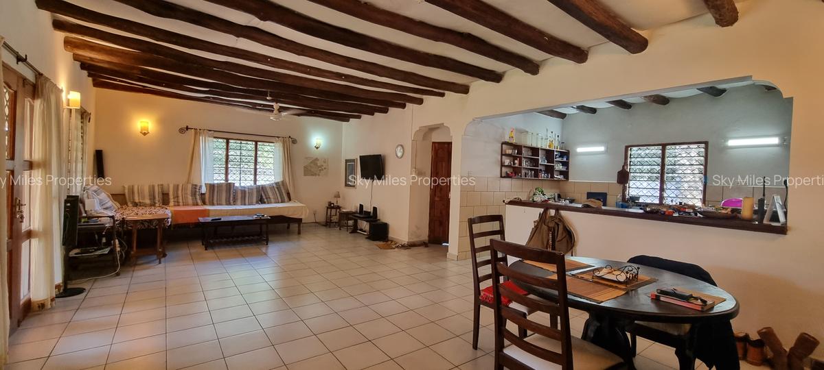 3 Bed Villa with En Suite at Posta - 18