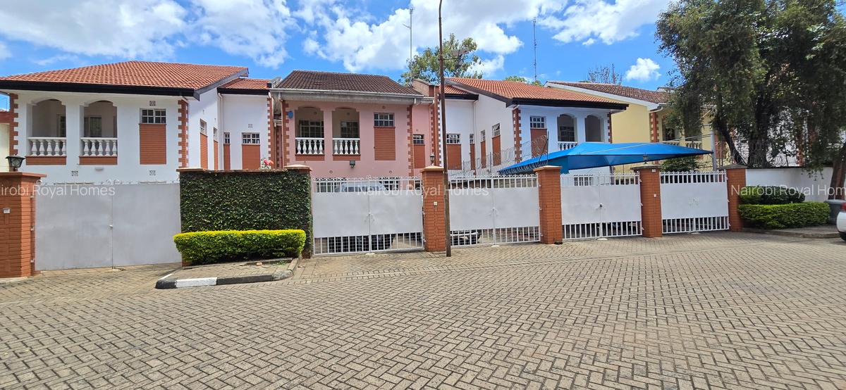 4 Bed Townhouse with En Suite at Lavington Green - 1