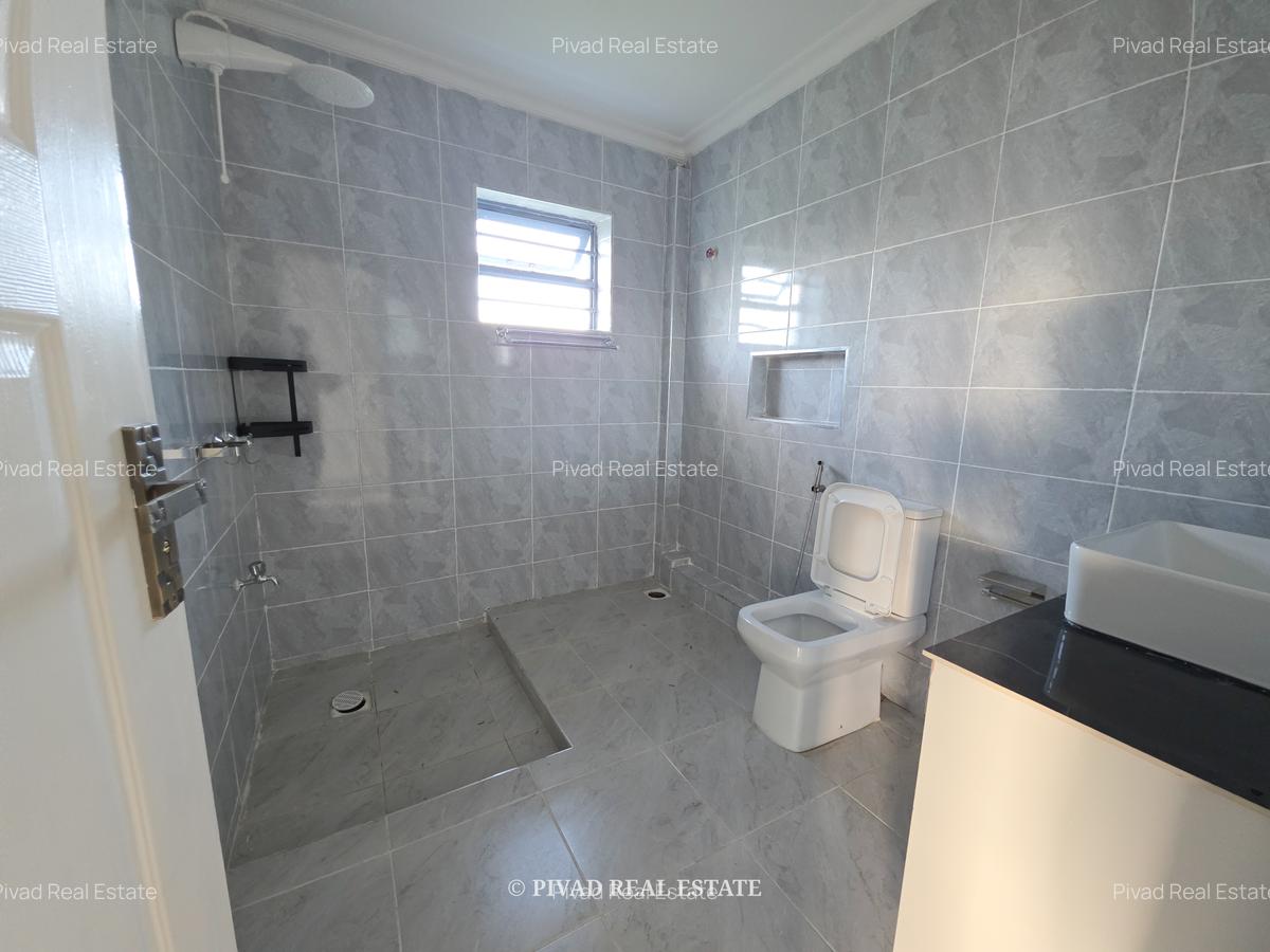 5 Bed House with Staff Quarters in Ruiru - 8