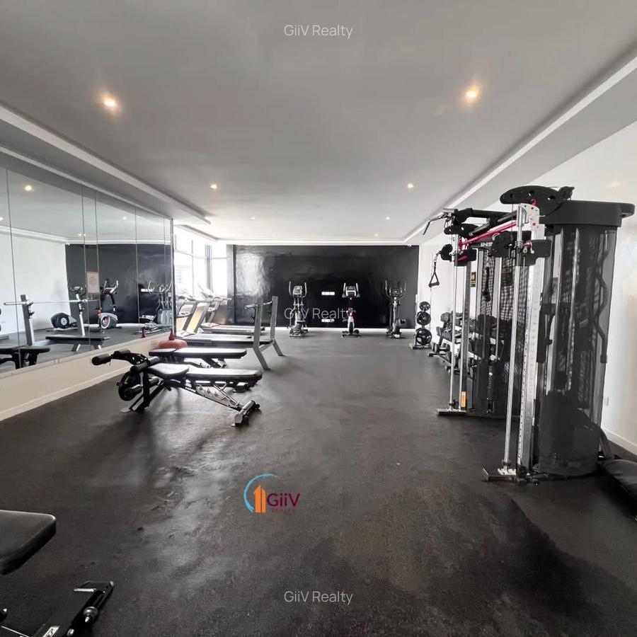 2 Bed Apartment with Swimming Pool in Riverside - 12