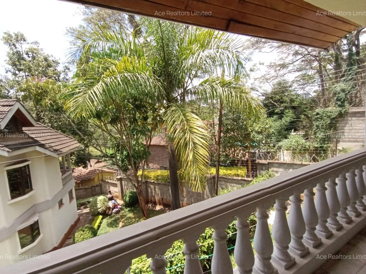 4 Bed Townhouse with En Suite at Eldama Ravine Rd - 10