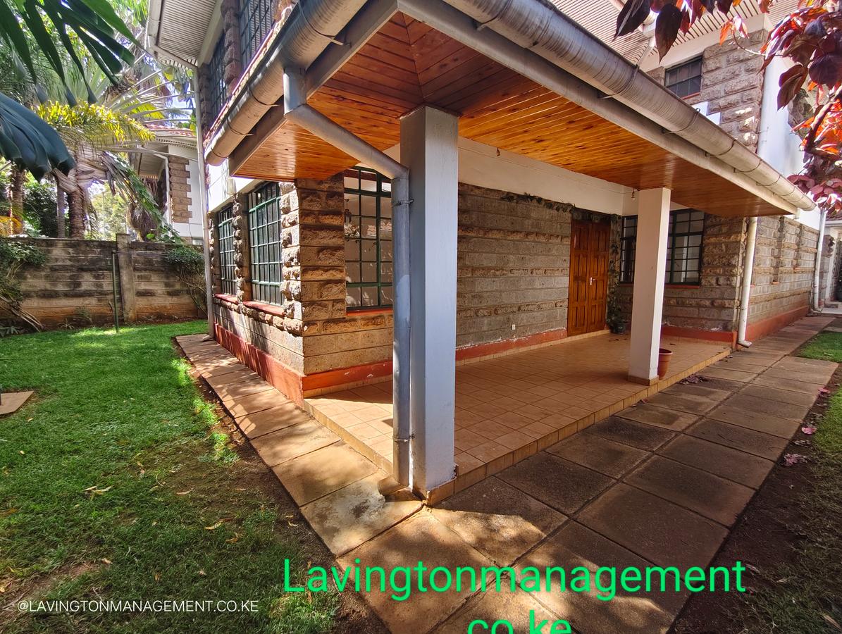 4 Bed Townhouse with En Suite at Lavington Green - 4