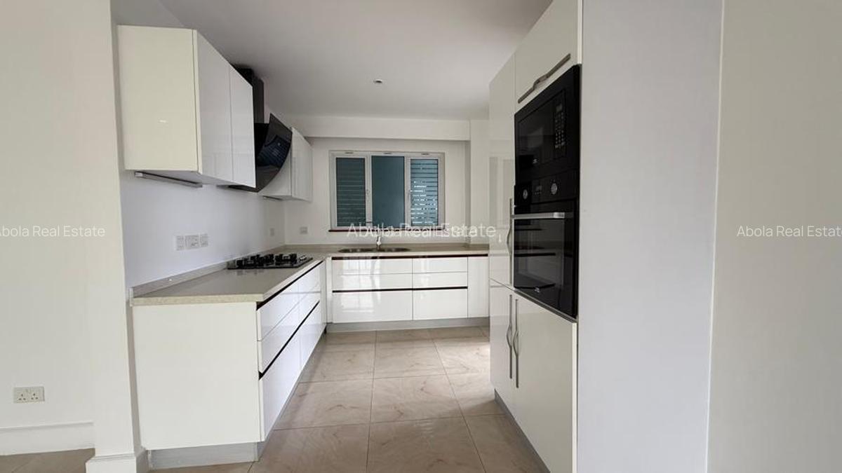 2 Bed Apartment with En Suite in Westlands Area - 9