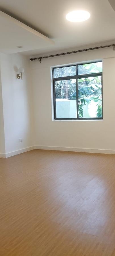 4 Bed Apartment with En Suite in Lavington - 10