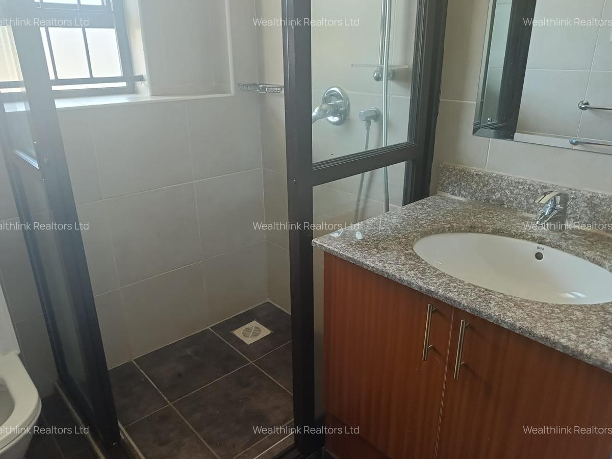 4 Bed Townhouse with En Suite at Runda - 9