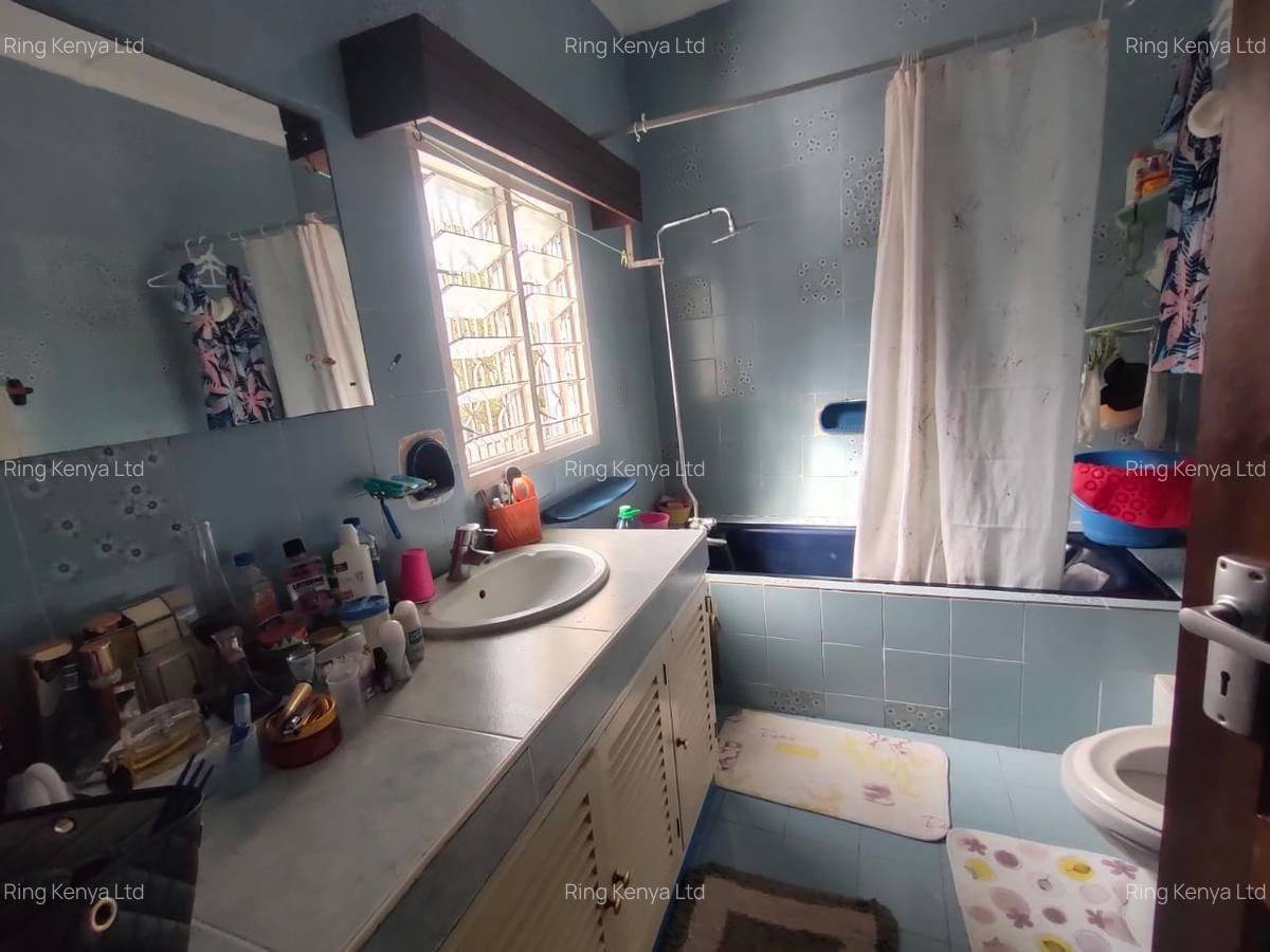 4 Bed House with Staff Quarters in Nyali Area - 8