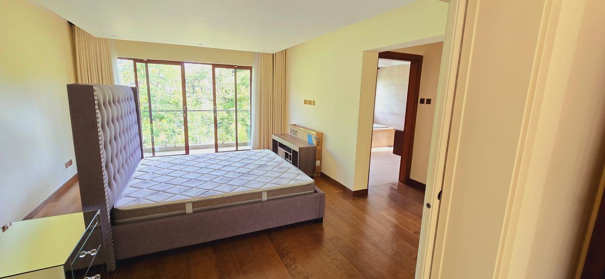 5 Bed Townhouse with En Suite at Lavington Mall - 10