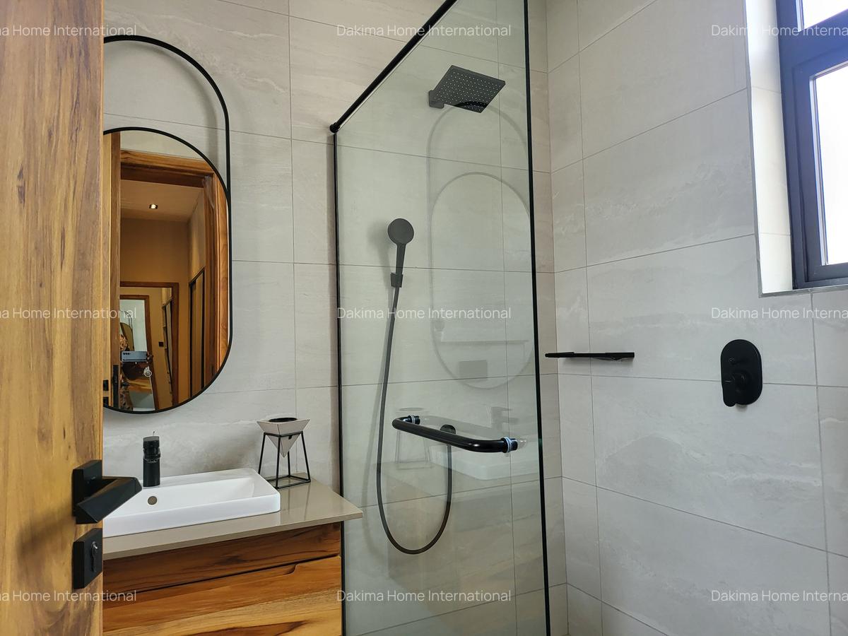 4 Bed Villa with En Suite in Loresho - 18