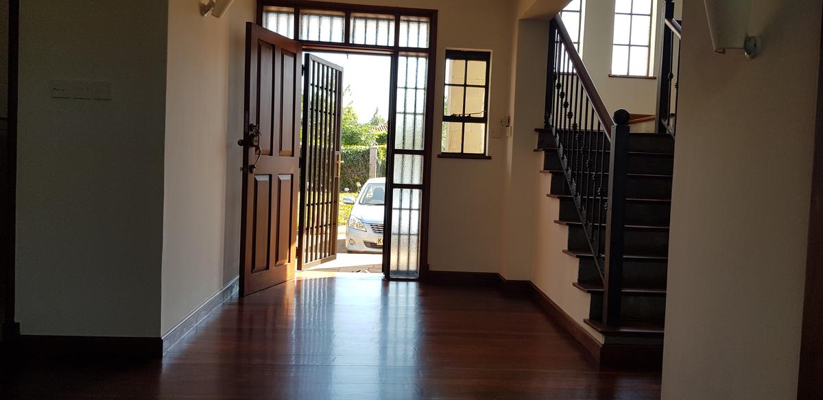 5 Bed House with En Suite at Runda Road - 11