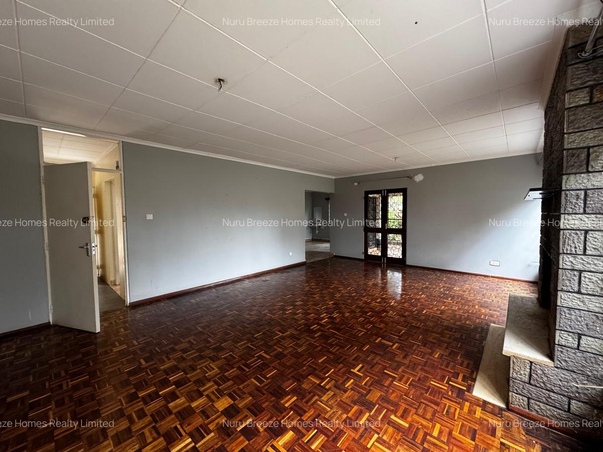 4 Bed House with En Suite in Kyuna - 10