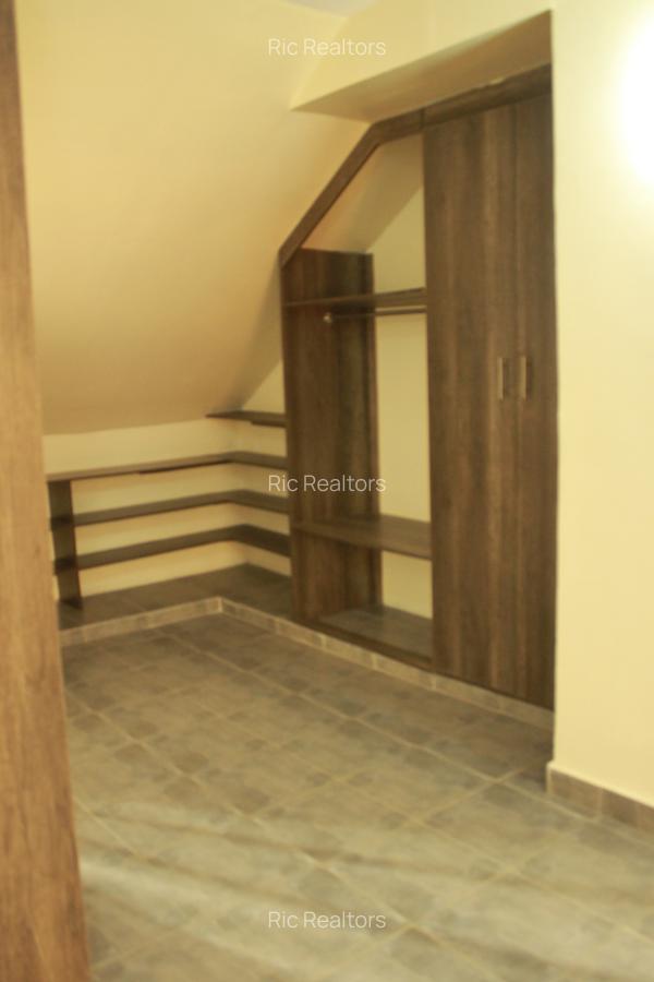 4 Bed House with En Suite in Ongata Rongai - 17