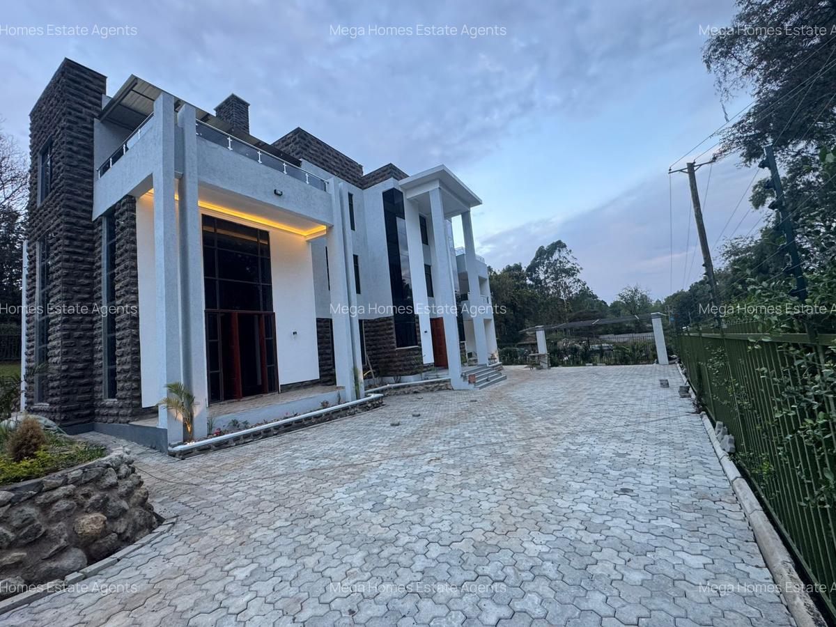 6 Bed Townhouse with En Suite in Karen - 5