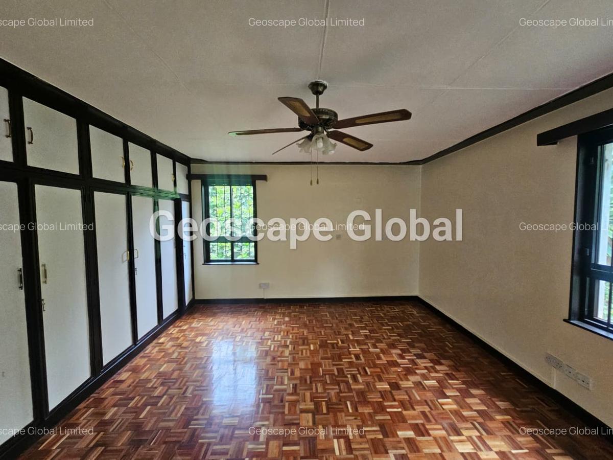 3 Bed Townhouse with En Suite in Spring Valley - 4