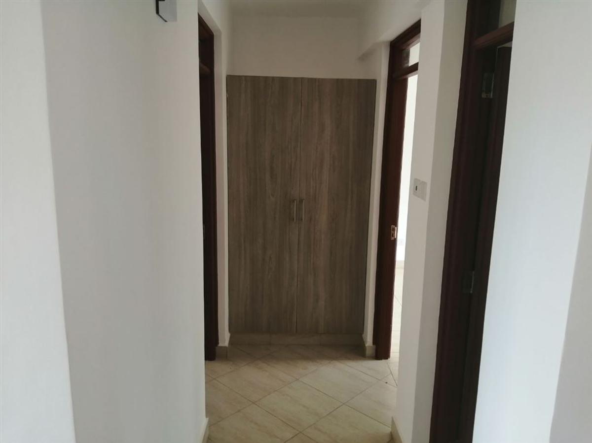 2 Bed Apartment with En Suite in Naivasha Road - 10