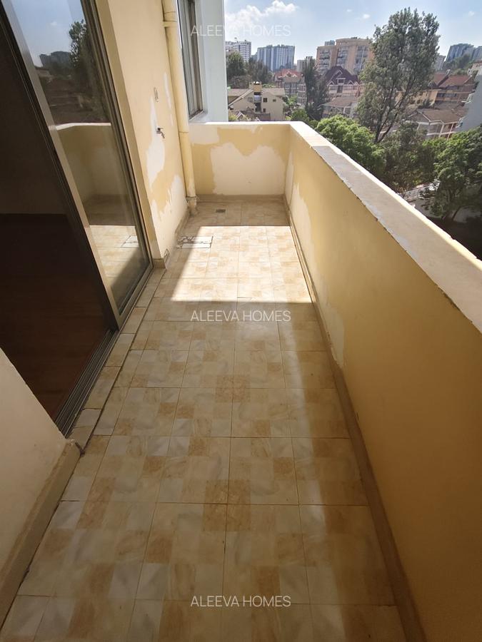 3 Bed Apartment with En Suite in Kileleshwa - 13