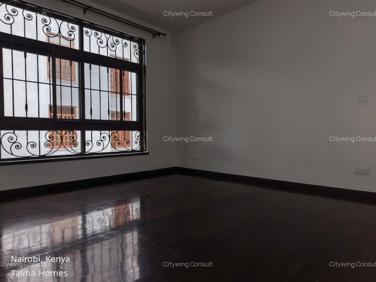 5 Bed Townhouse with En Suite at Ndoto Road - 8