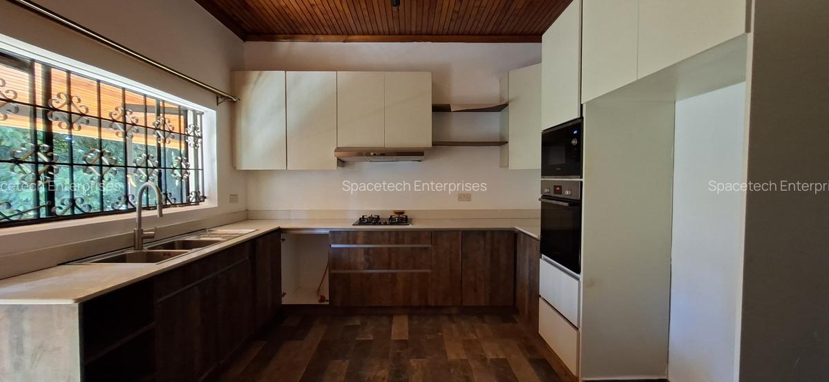 5 Bed House with Staff Quarters in Thigiri - 8