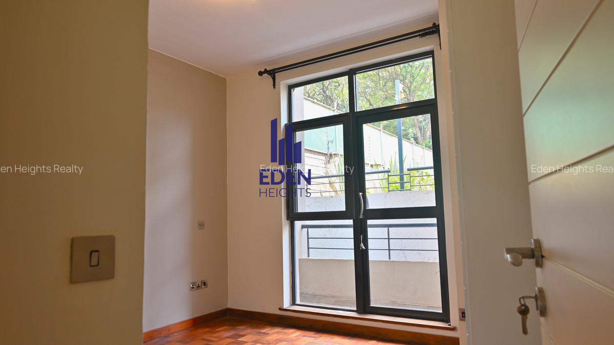 3 Bed Apartment with En Suite in Westlands Area - 11
