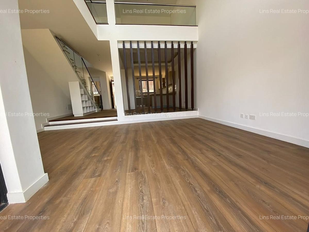 4 Bed Townhouse with En Suite in Loresho - 4