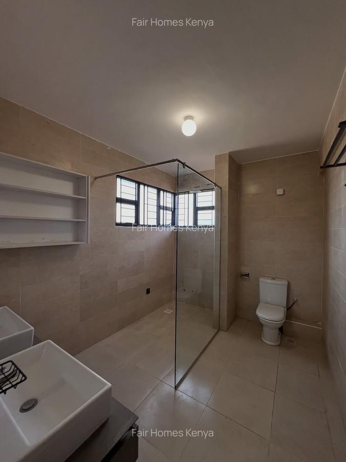 6 Bed Townhouse with En Suite at Manyani East - 15