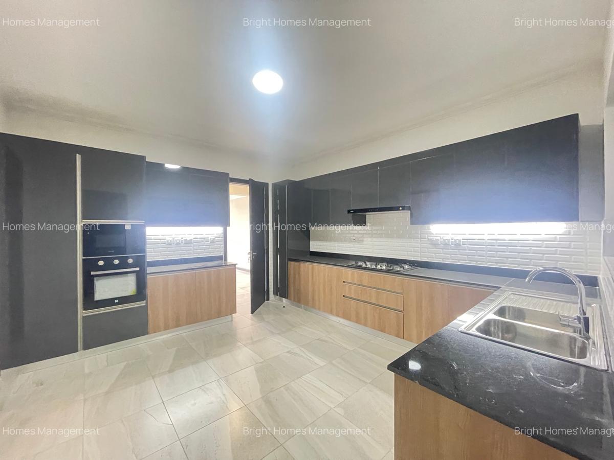 4 Bed Apartment with En Suite in Kileleshwa - 12