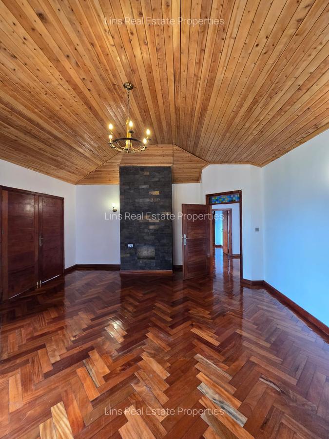 4 Bed House with En Suite in Kitisuru - 16