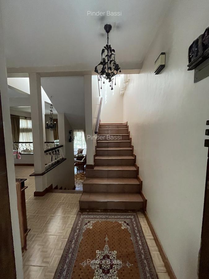 3 Bed Townhouse with En Suite at Lantana Road - 5