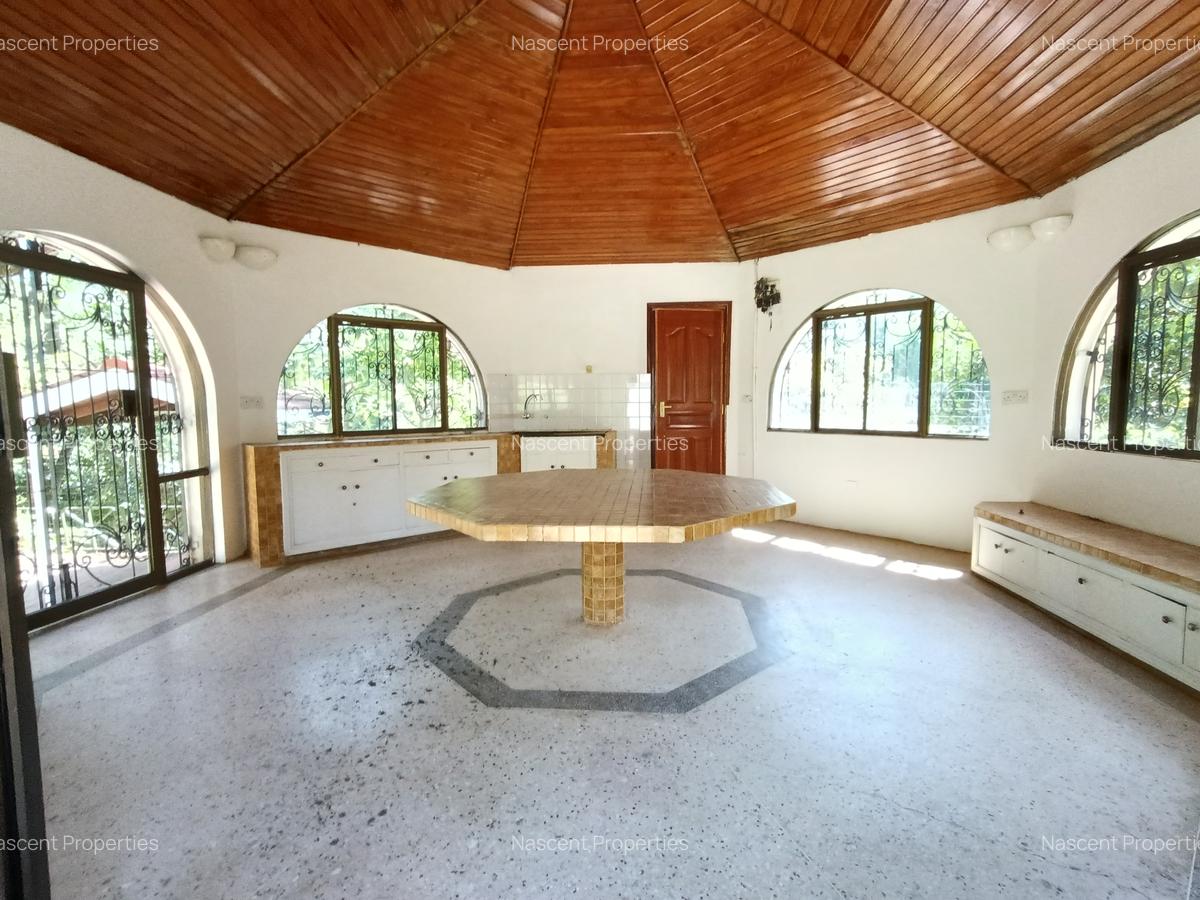 6 Bed House with En Suite in Gigiri - 3