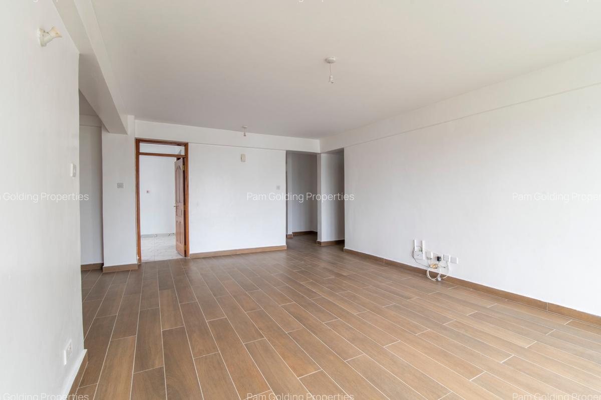 4 Bed Apartment with En Suite in Kilimani - 2