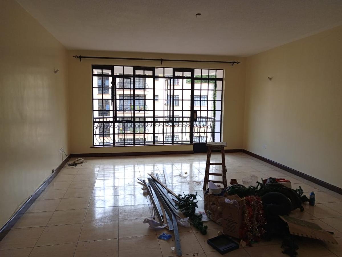 3 Bed Apartment with En Suite at Rhapta Road - 4