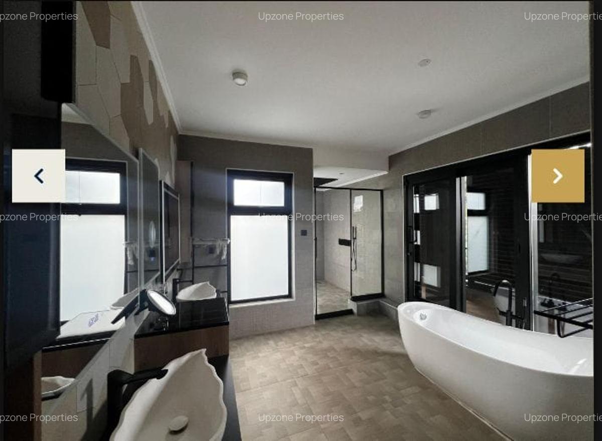 4 Bed Villa with En Suite in Lavington - 10