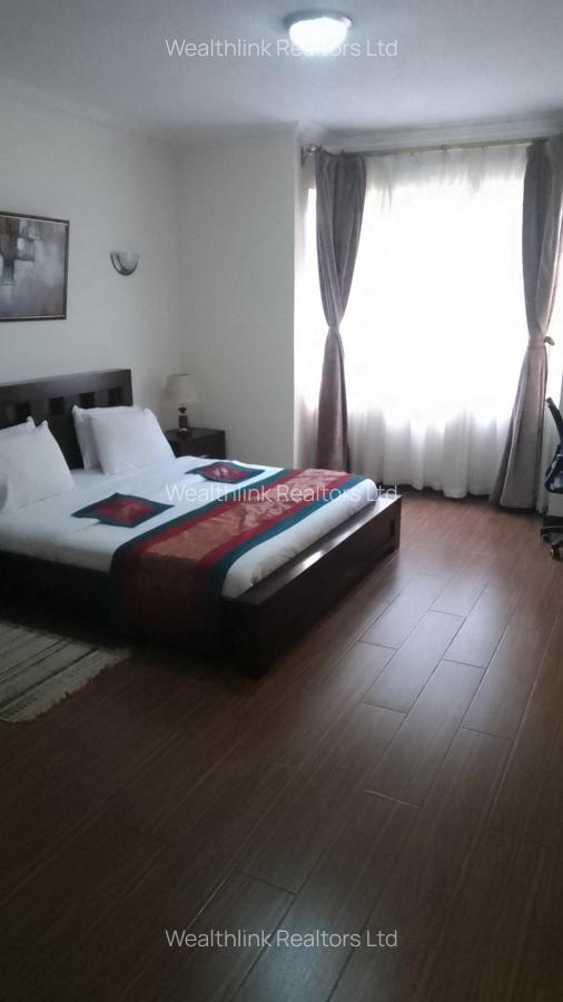 2 Bed Apartment with Swimming Pool at Brookside Drive - 2