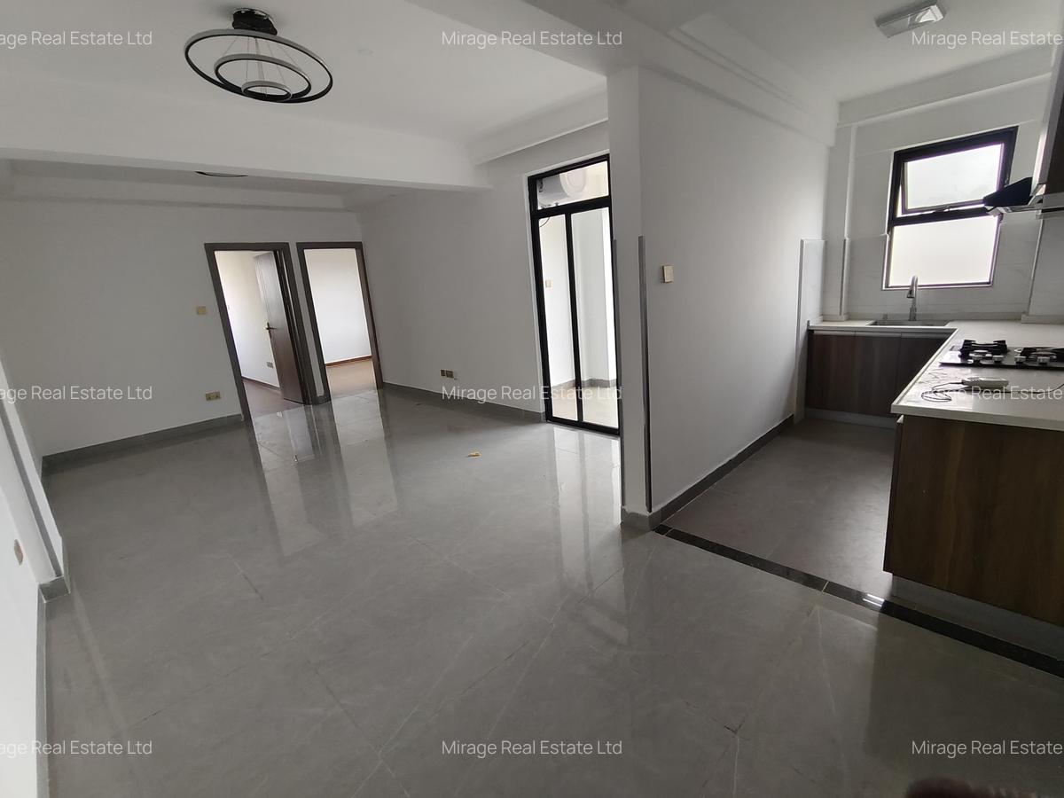 2 Bed Apartment with En Suite in Lavington - 10