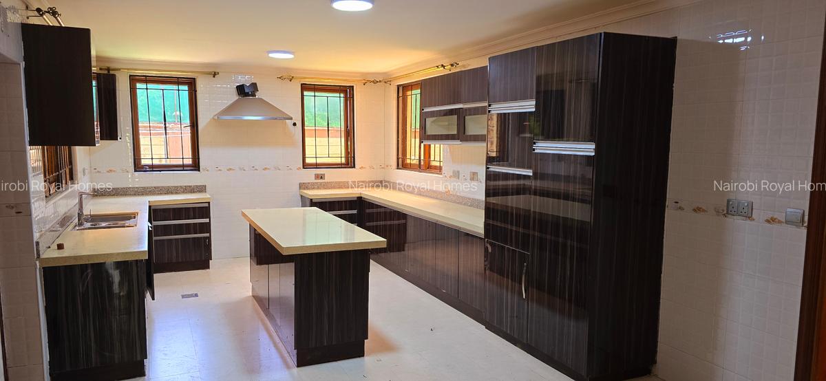 5 Bed House with En Suite at Chalbi Drive - 11