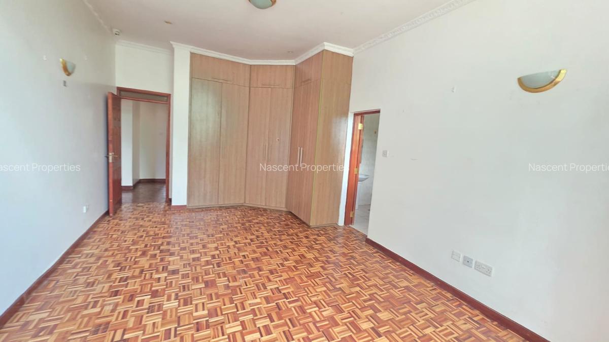 4 Bed House with En Suite in Kitisuru - 9