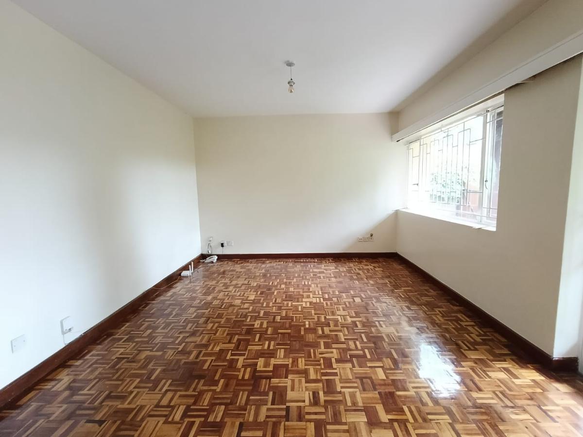 3 Bed Townhouse with En Suite in Riverside - 5 3 Bed Townhouse with En Suite in Riverside - 5