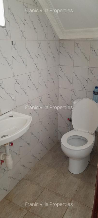 1 Bed Apartment with En Suite at Nyari Central - 6