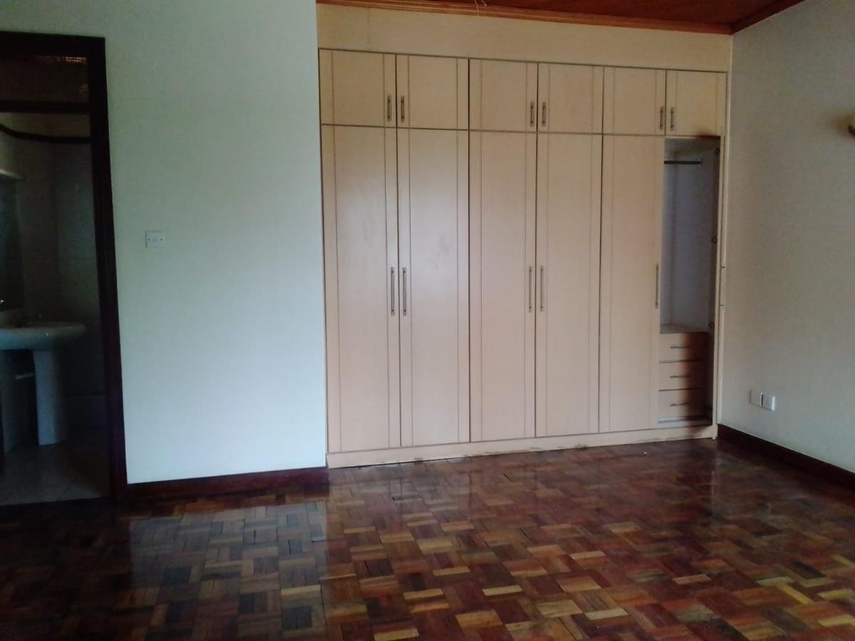 5 Bed House with En Suite in Kileleshwa - 12