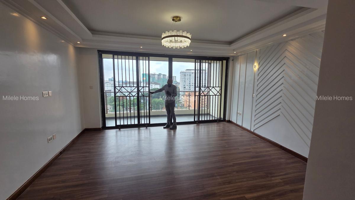 Serviced 3 Bed Apartment with En Suite in Kileleshwa - 6