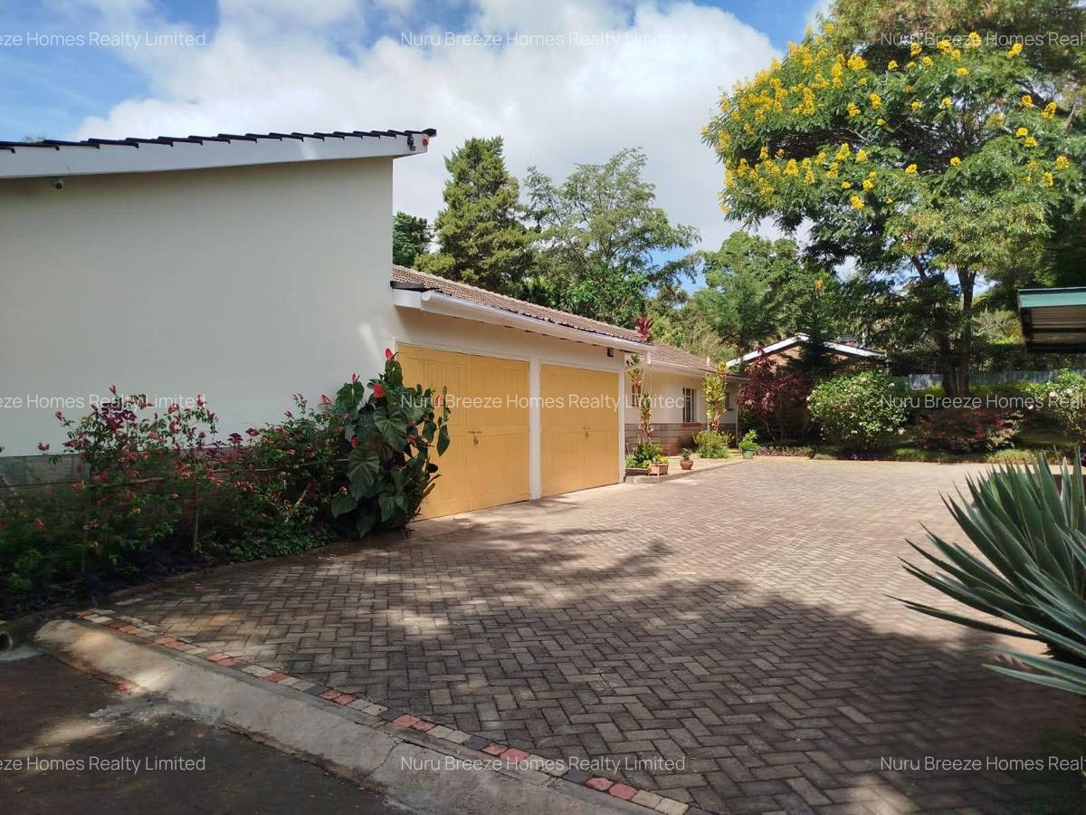 4 Bed House with En Suite in Runda - 12