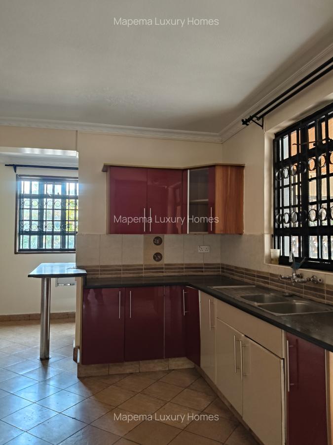 5 Bed House with En Suite at Magadi Road - 8