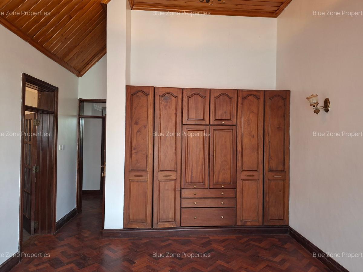 5 Bed House with En Suite at Off Runda Grove - 16