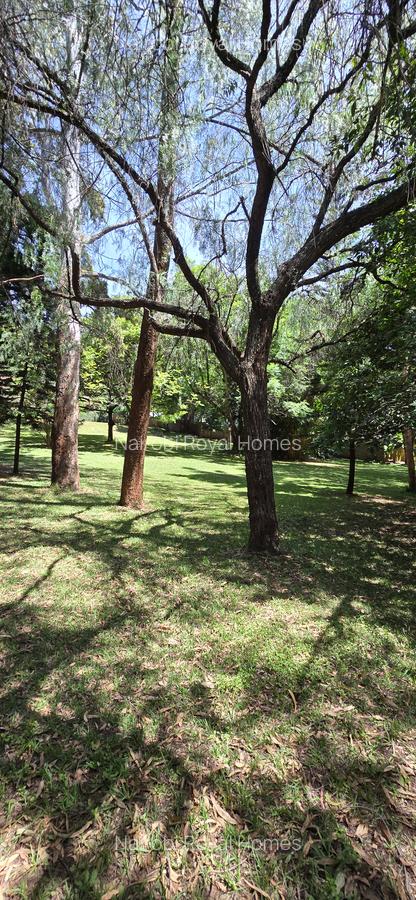 5 Bed House with En Suite at Jacaranda Avenue - 6