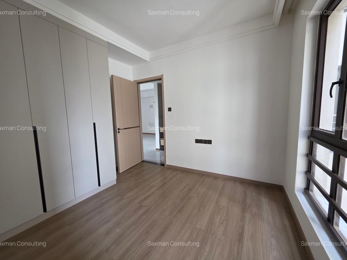 2 Bed Apartment with En Suite in Riverside - 13