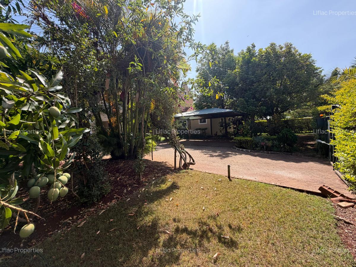 5 Bed Townhouse with En Suite in Runda - 5