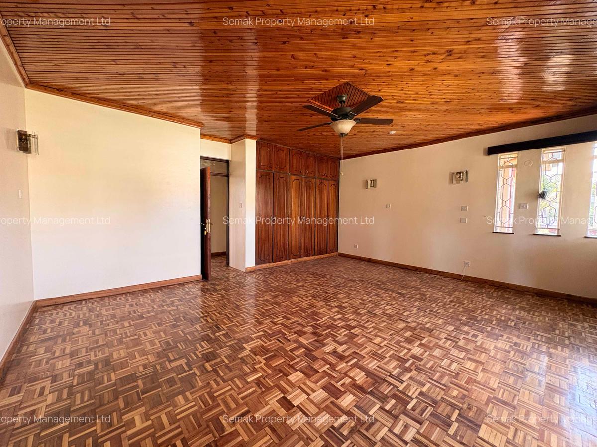 5 Bed House with En Suite at Faith Drive - 4