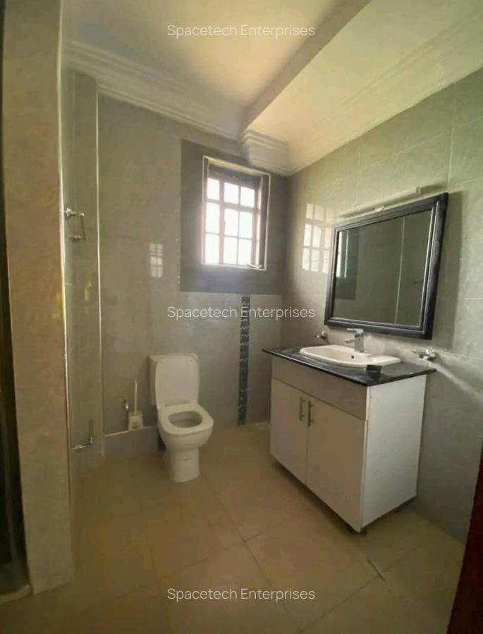 3 Bed House with En Suite in Runda - 9