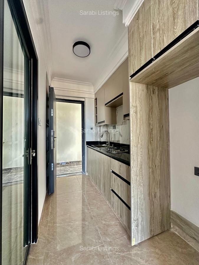 1 Bed Apartment with En Suite in Kilimani - 3