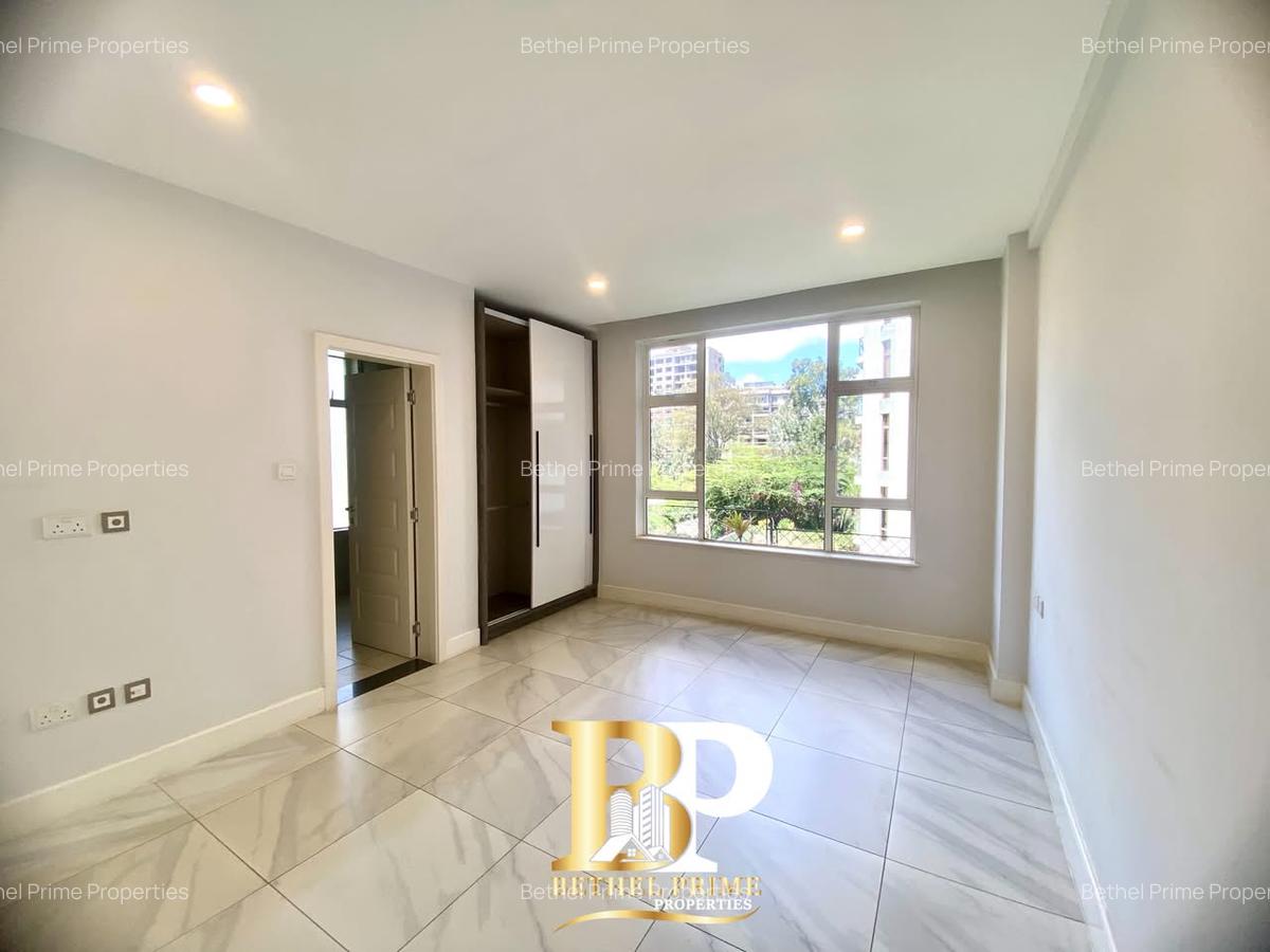 3 Bed Apartment with En Suite in Rhapta Road - 4